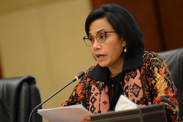 Menteri Keuangan Sri Mulyani memberikan keterangan pers mengenai Pembayaran Tunjangan Hari Raya (THR) 2019 di Kementerian Keuangan, Jakarta, Jumat (24/5/2019). Menteri Keuangan menyatakan telah mencairkan THR sebesar Rp19 triliun atau 19 persen dari proyeksi kebutuhan dana (Rp20 triliun) yang digunakan untuk membayar THR bagi PNS, Prajurit TNI dan Polri sebesar Rp11,4 triliun dan penerima pensiun atau tunjangan sebesar Rp7,6 triliun. ANTARA FOTO/M Risyal Hidayat/foc.